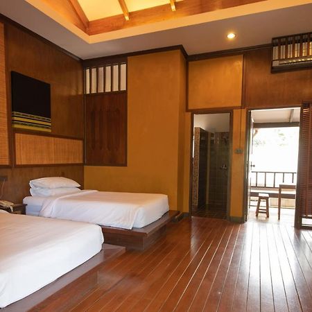Chompor Lanna Hotel Chiang Mai Exteriör bild