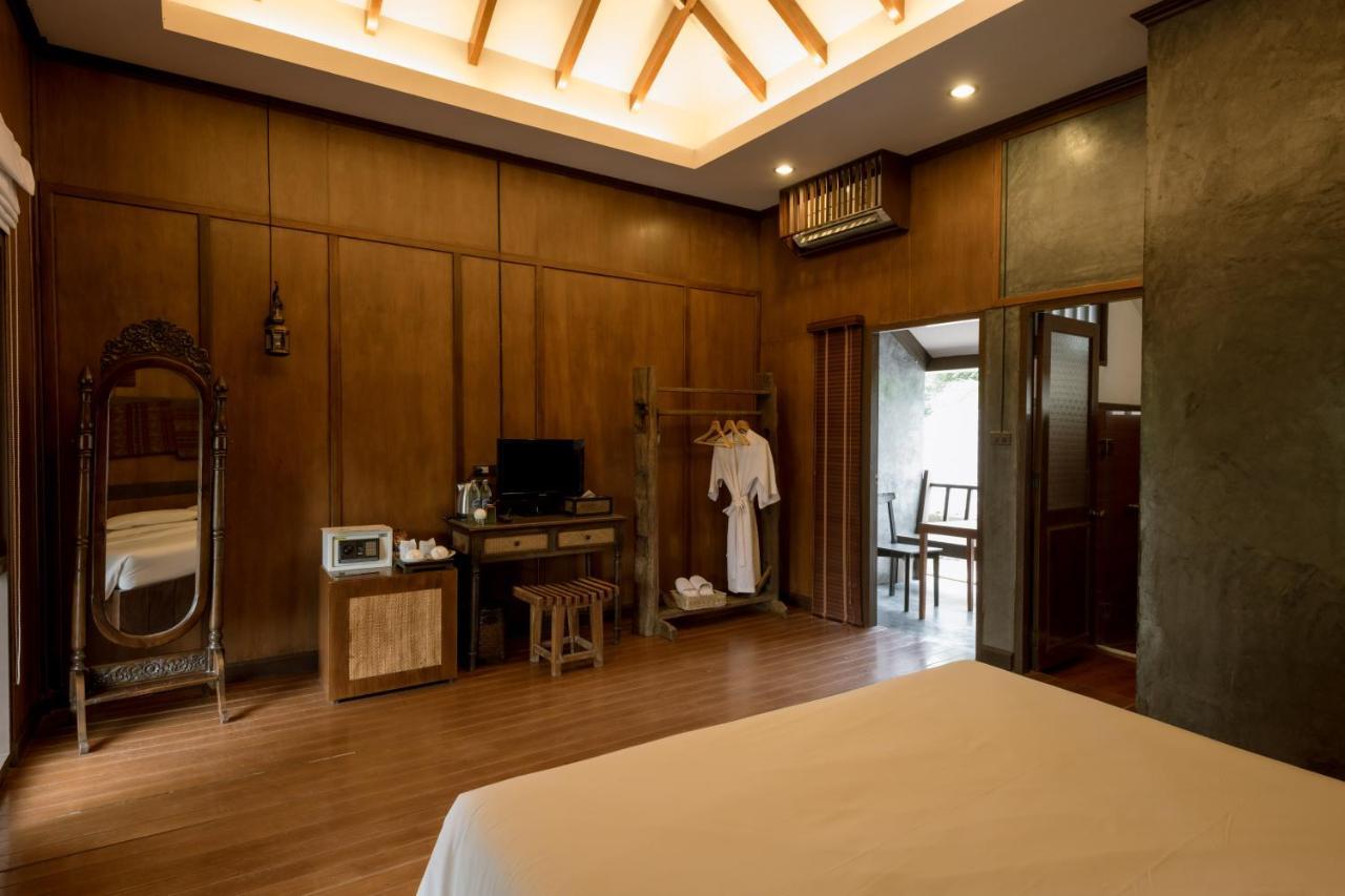 Chompor Lanna Hotel Chiang Mai Exteriör bild