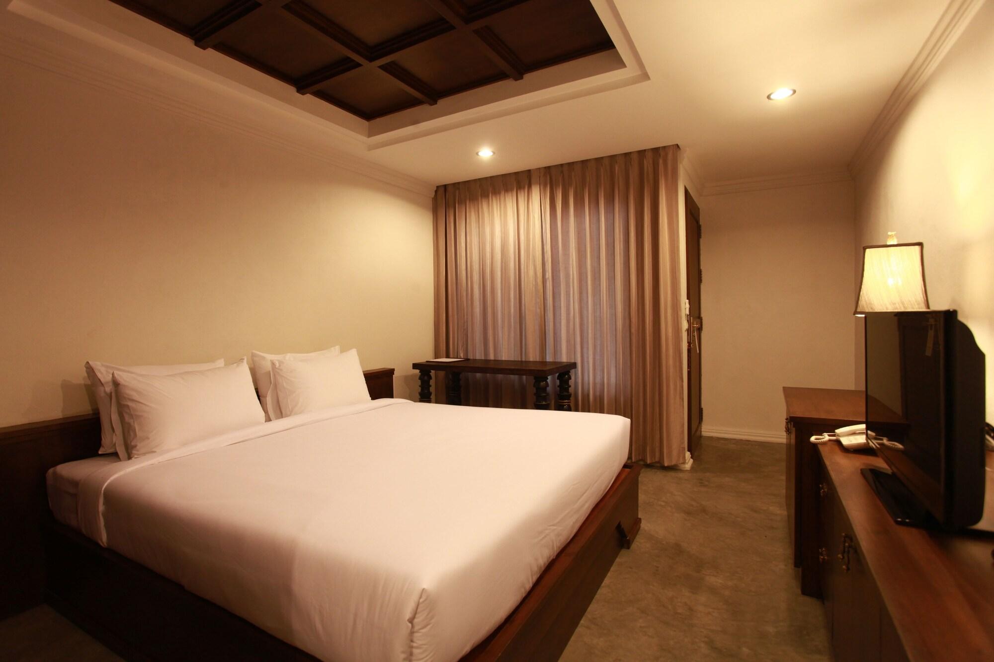 Chompor Lanna Hotel Chiang Mai Exteriör bild