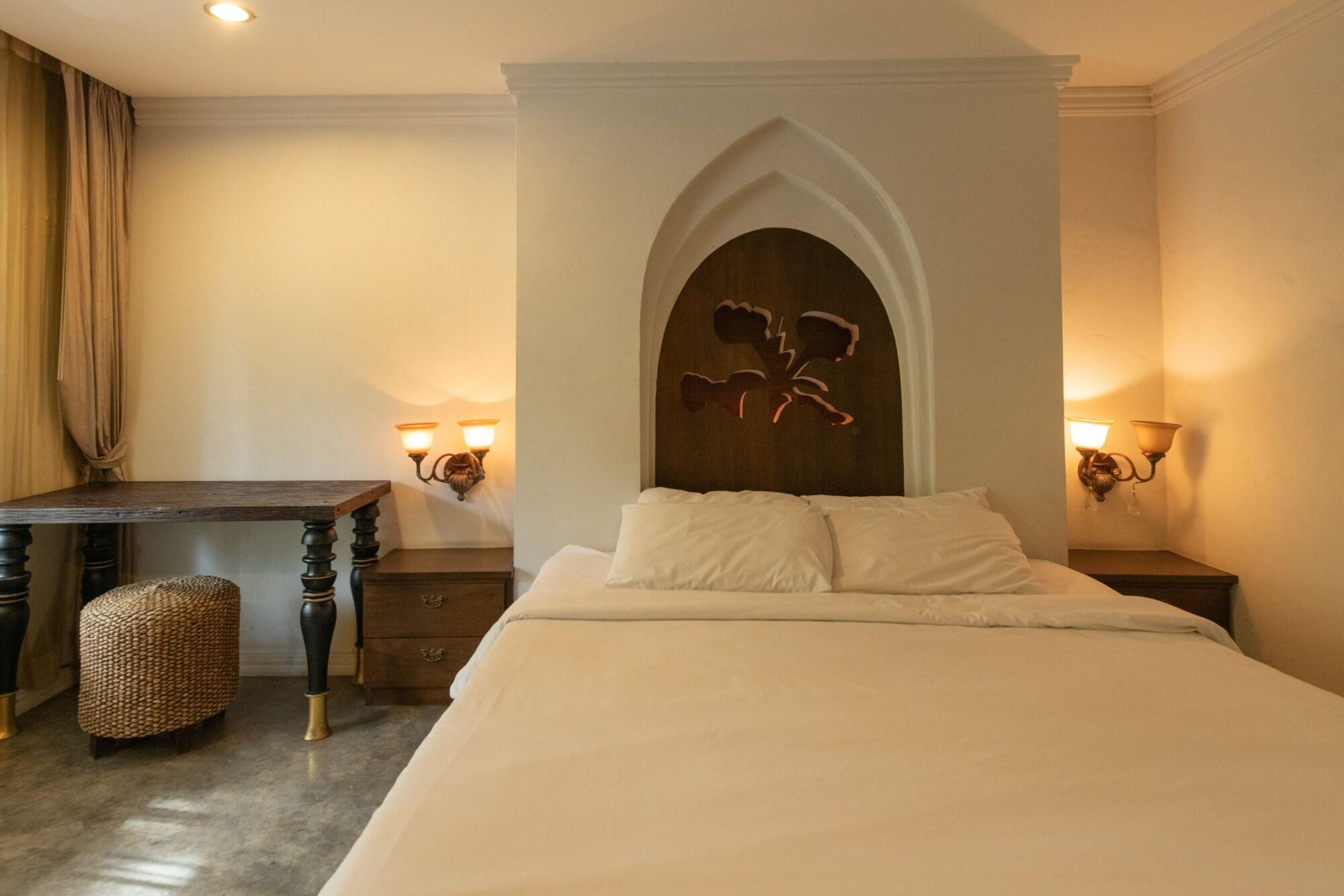 Chompor Lanna Hotel Chiang Mai Exteriör bild