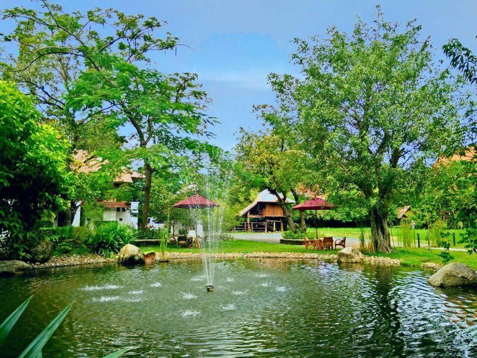 Chompor Lanna Hotel Chiang Mai Exteriör bild